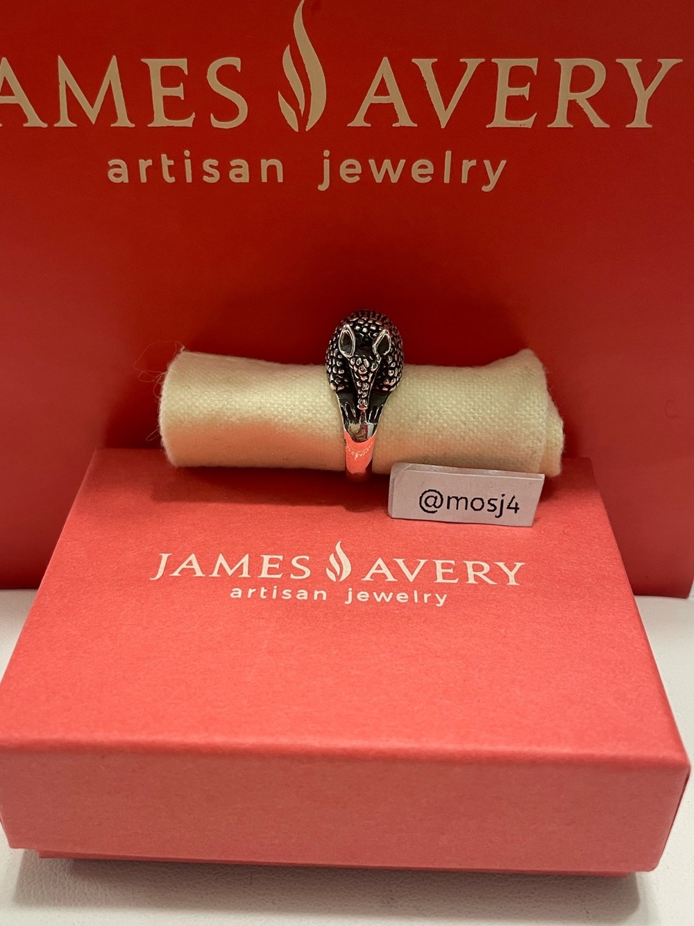 Rare Retired James Avery Armadillo Ring